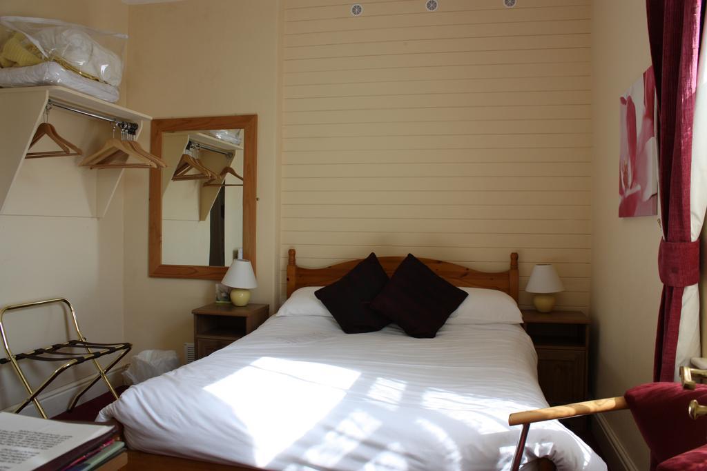 Somerset House B&B Grange-over-Sands Dış mekan fotoğraf