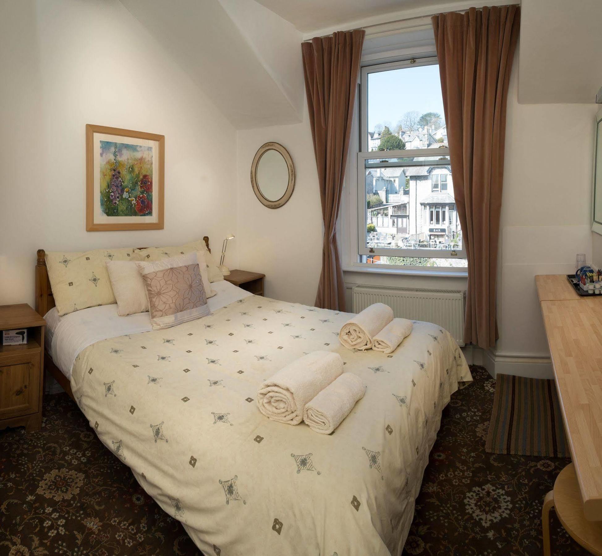 Somerset House B&B Grange-over-Sands Dış mekan fotoğraf